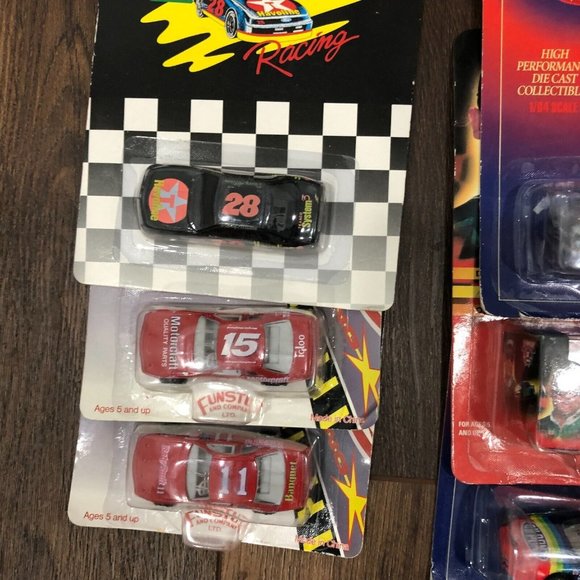 1992 1993 NASCAR Racing Champions Stock Car w/ Card and Display & Winners Circle - Picture 4 of 13